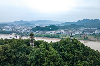 臨海最奇特的山 高百余米坐擁四座古塔，藏臺州唯一元塔